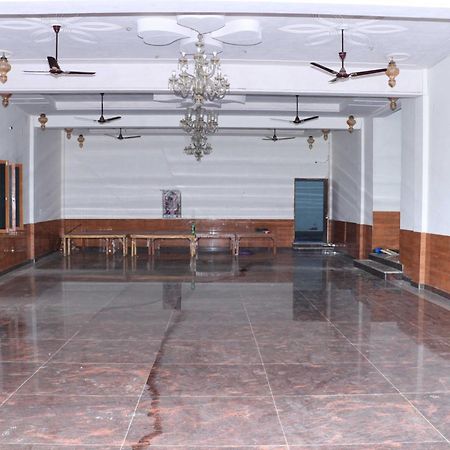 מטורה Hotel O Pop Angoori Farm House מראה חיצוני תמונה
