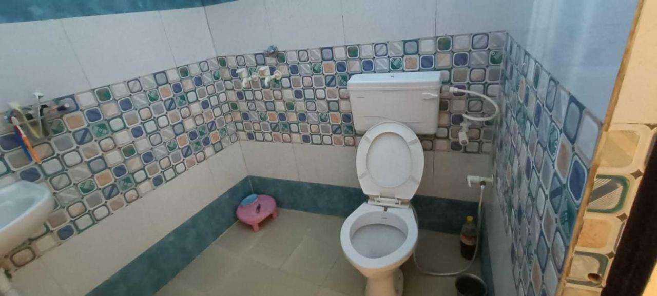 מטורה Hotel O Pop Angoori Farm House מראה חיצוני תמונה